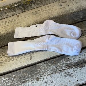 Zyia | Ladies White Performance Socks